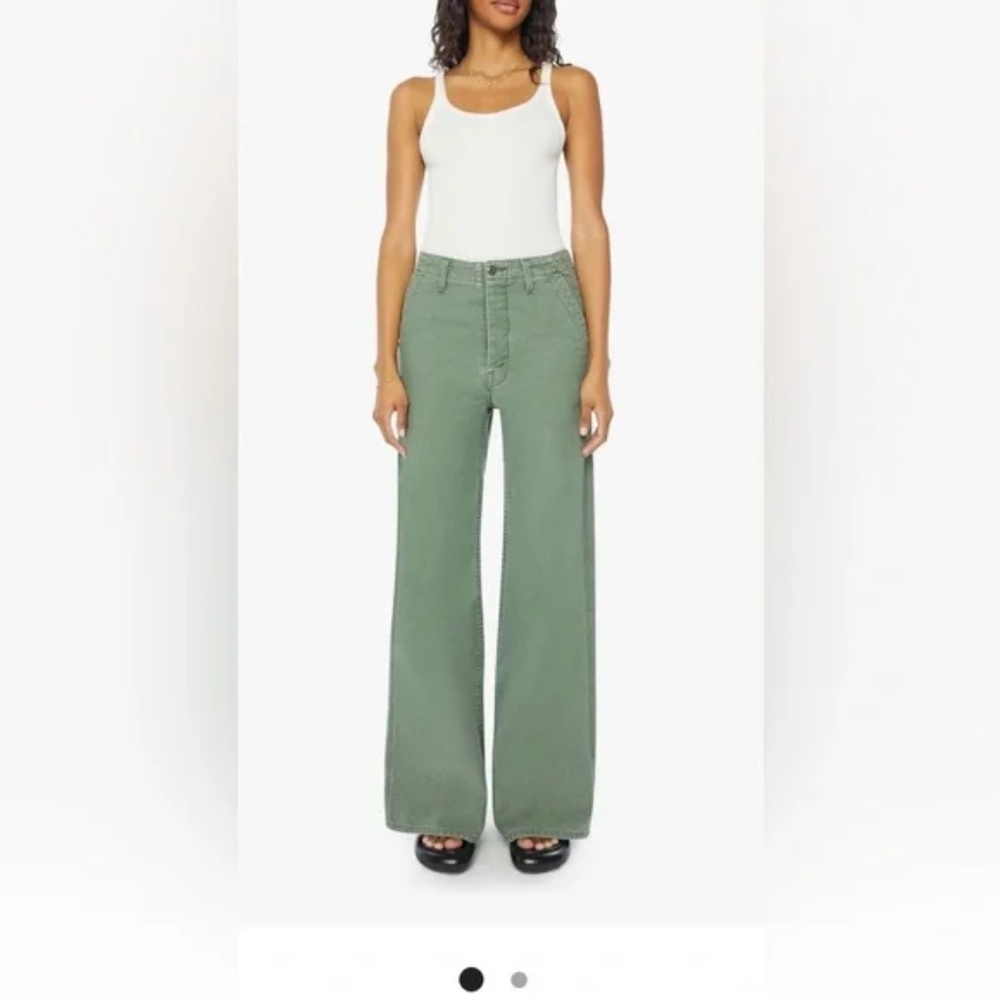 NWT MOTHER JEANS Major Sneak Roller in Roger That